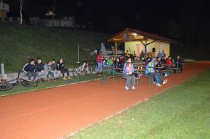 Športno igrišče osvetljeno z novimi reflektorji 2